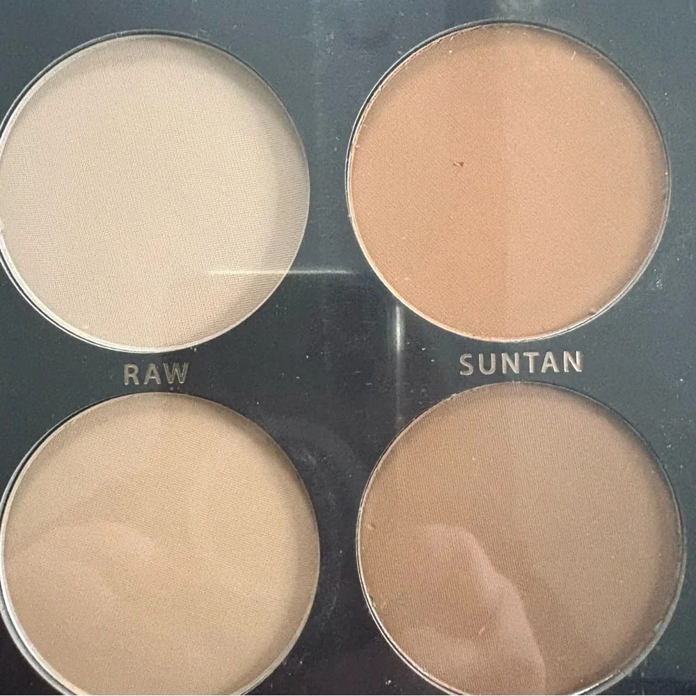 KAB COSMETICS CONTOUR LARGE PALETTE GIFT SET BRAND NEW IN BOX